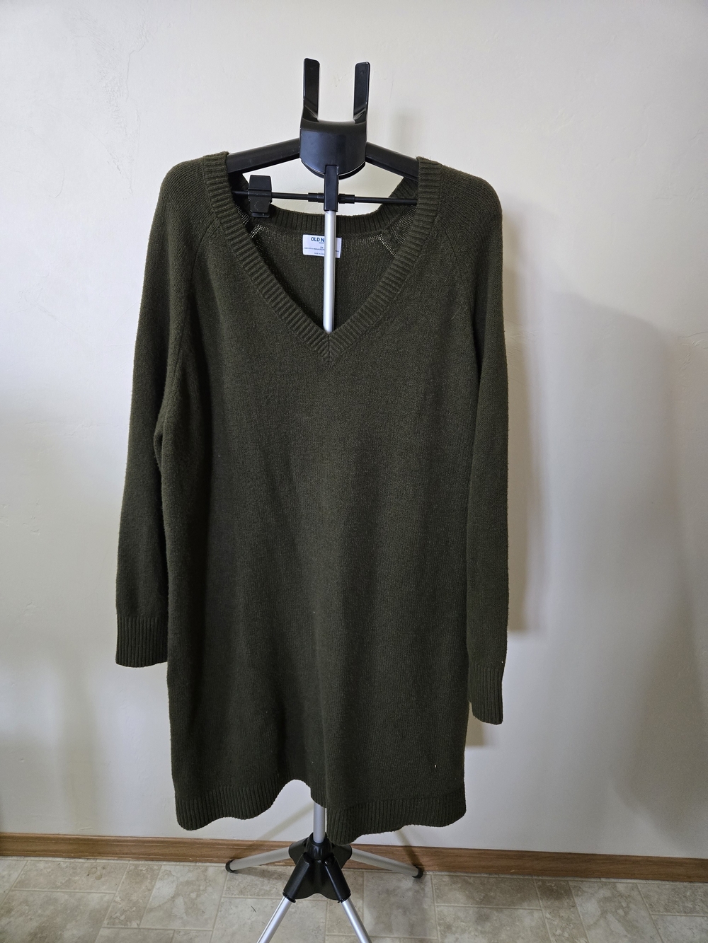 Old Navy Green Knit V-Neck Sweater Dress Size 3XL